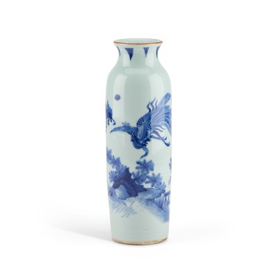 Lot 121 - A CHINESE BLUE AND WHITE SLEEVE VASE