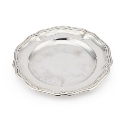 Lot 220 - AN 18TH CENTURY GERMAN SILVER PLATE
