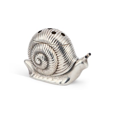 Lot 251 - AN ITALIAN SILVER NOVELTY VASE BY JUDITH LEIBER