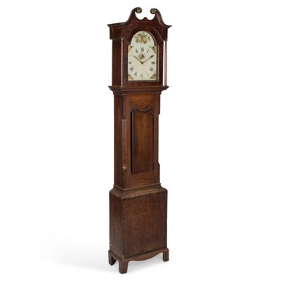 Lot 666 - A EARLY 19TH CENTURY OAK 30-HOUR LONGCASE CLOCK