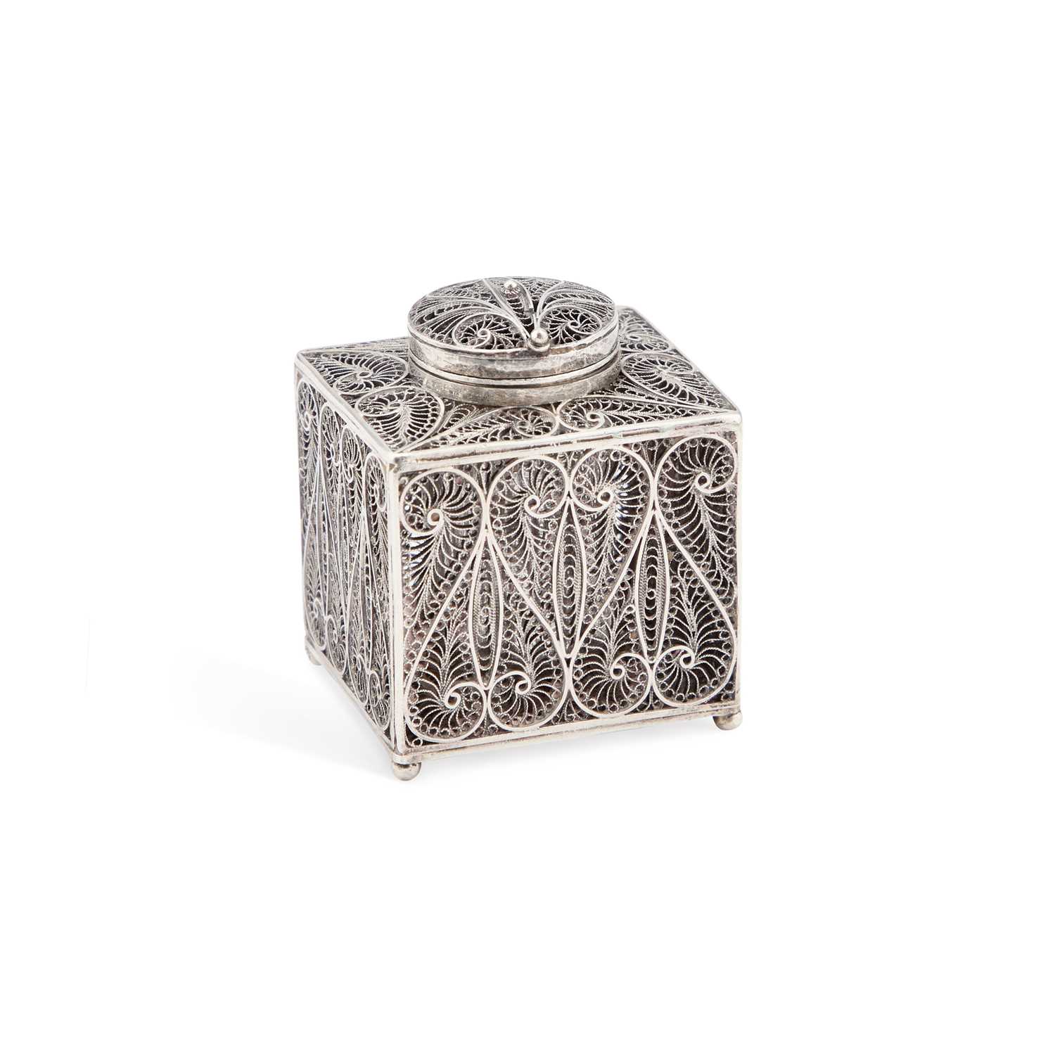 Lot 280 - A SMALL SILVER FILIGREE INKWELL