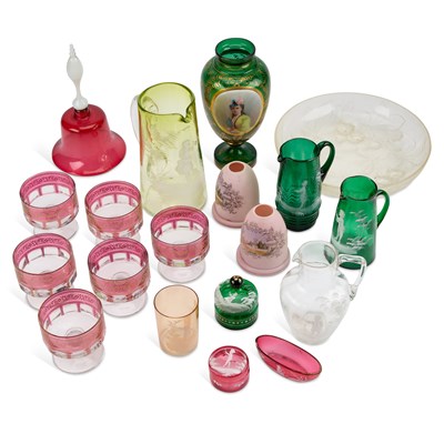 Lot 55 - A COLLECTION OF 19TH CENTURY AND LATER GLASS