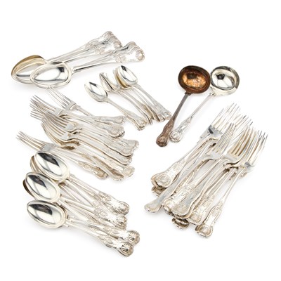Lot 420 - AN EXTENSIVE MATCHED SUITE OF PREDOMINANTLY VICTORIAN SILVER FLATWARE