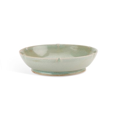 Lot 179 - A CHINESE CELADON BRUSH WASHER