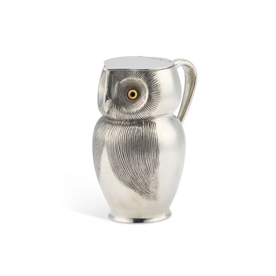 Lot 175 - A VERY RARE LIBERTY & CO TUDRIC PEWTER LIDDED 'OWL' JUG