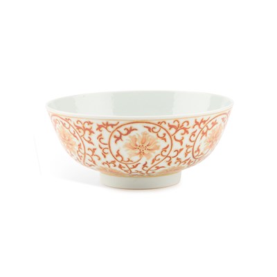Lot 127 - A CHINESE IRON-RED AND GILT DECORATED BOWL