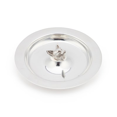 Lot 289 - AN ELIZABETH II SILVER DISH