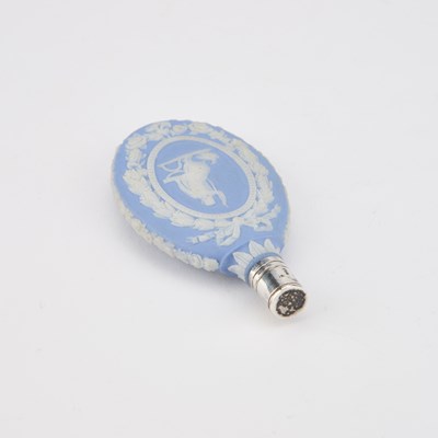 Lot 40 - A 19TH CENTURY JASPERWARE SCENT FLASK, PROBABLY WEDGWOOD