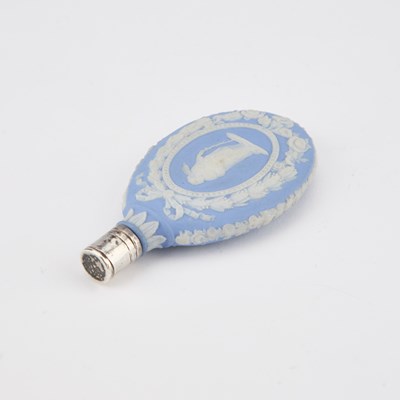 Lot 40 - A 19TH CENTURY JASPERWARE SCENT FLASK, PROBABLY WEDGWOOD