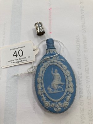 Lot 40 - A 19TH CENTURY JASPERWARE SCENT FLASK, PROBABLY WEDGWOOD