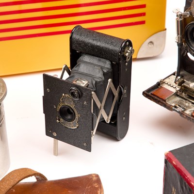 Lot 3 - A GROUP OF KODAK PHOTOGRAPHY EQUIPMENT