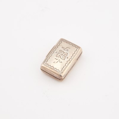 Lot 386 - A WILLIAM IV SILVER VINAIGRETTE