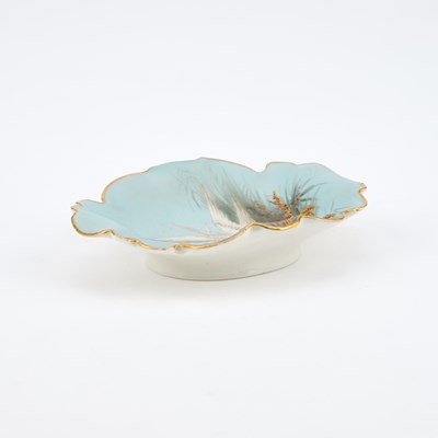 Lot 54 - A ROYAL WORCESTER PIN TRAY BY CHARLES BALDWYN