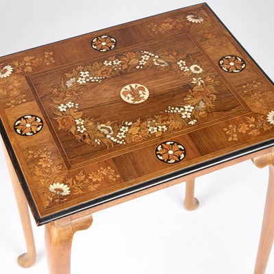 Lot 290 - A CONTINENTAL FLORAL MARQUETRY OCCASIONAL TABLE
