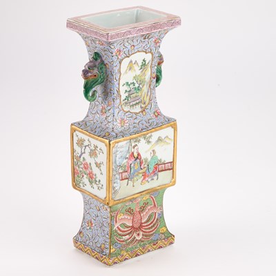 Lot 936 - A CHINESE FAMILLE ROSE VASE, REPUBLICAN PERIOD