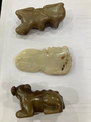 Lot 189 - THREE CHINESE JADE CARVINGS OF ANIMALS