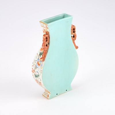 Lot 81 - A CHINESE FAMILLE ROSE WALL VASE