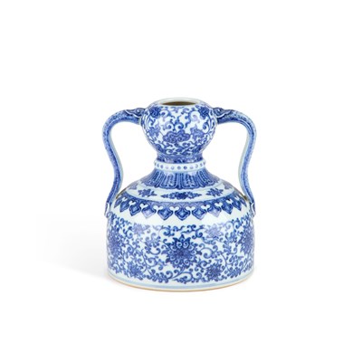 Lot 930 - A CHINESE BLUE AND WHITE DOUBLE-GOURD AND 'RUYI' HANDLED LOTUS FLASK