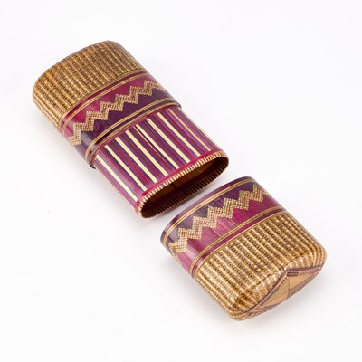 Lot 16 - A 19TH CENTURY PRISONER OF WAR STRAW WORK CHEROOT CASE