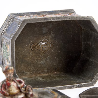 Lot 12 - A 19TH CENTURY LEAD TOBACCO BOX