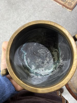 Lot 97 - A CHINESE BRONZE CENSER
