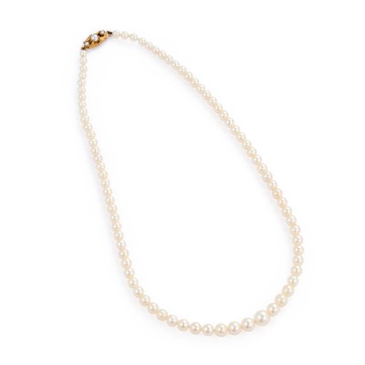 Lot 234 - A CULTURED PEARL NECKLACE