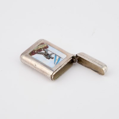 Lot 143 - AN UNMARKED ENAMEL VESTA CASE, CIRCA 1900
