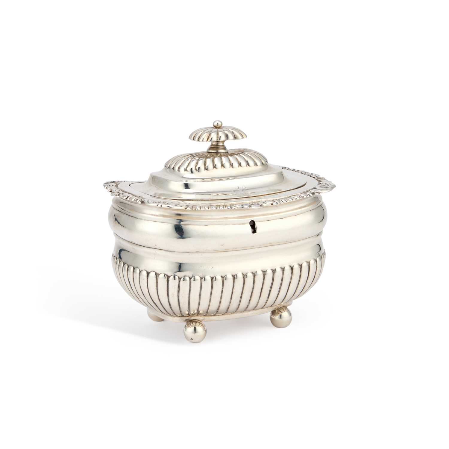 Lot 501 - A GEORGE III SILVER TEA CADDY