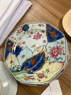 Lot 164 - SIX CHINESE 'PSEUDO-TOBACCO LEAF' PLATES, QIANLONG