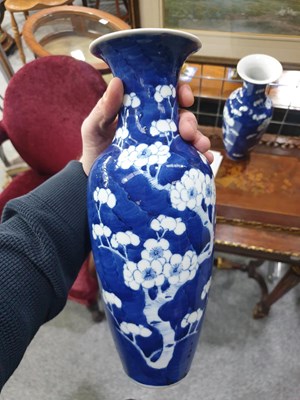 Lot 137 - A PAIR OF CHINESE BLUE AND WHITE VASES
