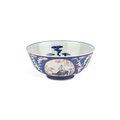 Lot 34 - A CHINESE PORCELAIN SGRAFFITO-GROUND 'MEDALLIONS' BOWL