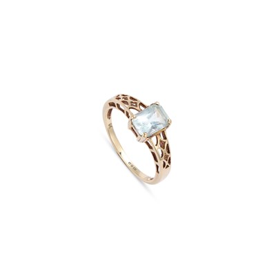 Lot 595 - A 9 CARAT GOLD SOLITAIRE AQUAMARINE RING