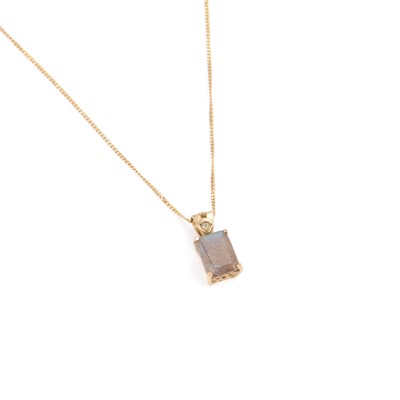 Lot 653 - A LABRADORITE AND DIAMOND PENDANT ON CHAIN