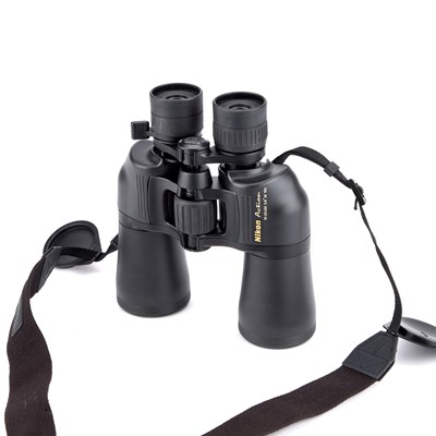 Lot 748 - A PAIR OF NIKON ACTION 10-22X50 BINOCULARS