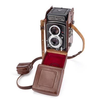 Lot 743 - A ROLLEICORD VA MODEL K3 TYPE I TLR CAMERA