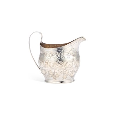 Lot 491 - A GEORGE III SILVER CREAM JUG