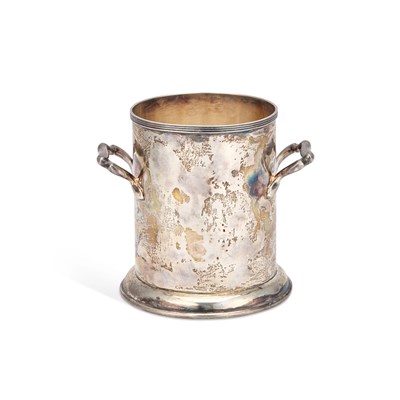 Lot 391 - A GEORGE V SILVER SYPHON STAND
