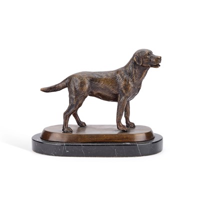 Lot 788 - A LATE 19TH/ EARLY 20TH CENTURY BRONZE MODEL OF A LABRADOR