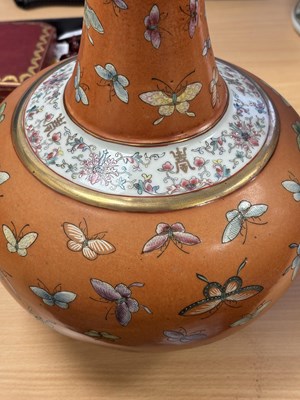 Lot 131 - A PAIR OF CHINESE FAMILLE ROSE 'BUTTERFLY' VASES