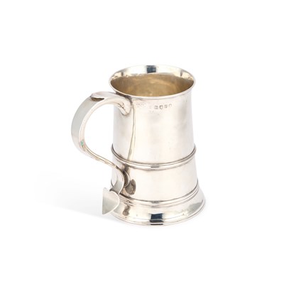 Lot 210 - A GEORGE III SILVER OVERSIZED MUG