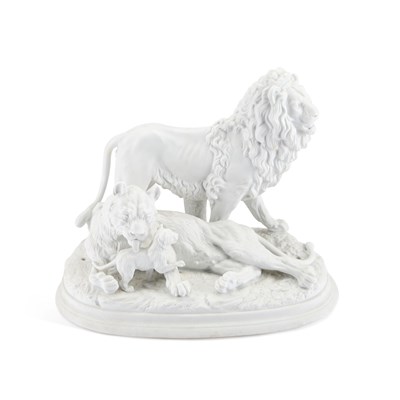 Lot 99 - A LARGE 19TH CENTURY FRENCH BISCUIT PORCELAIN GROUP OF LIONS