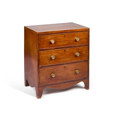Lot 1107 - A GEORGE III STRING-INLAID MAHOGANY CHEST OF DRAWERS