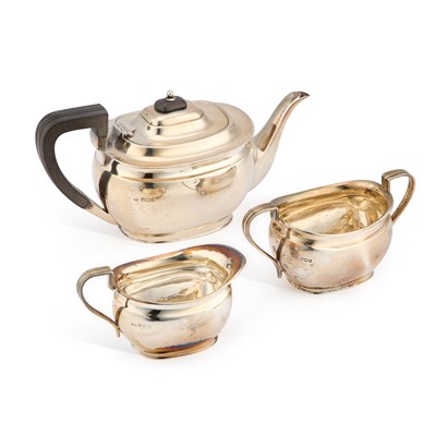 Lot 612 - A GEORGE V SILVER THREE-PIECE TEA SERVICE