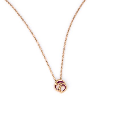 Lot 916 - FABERGE, A ROCOCO ENAMEL PENDANT ON CHAIN