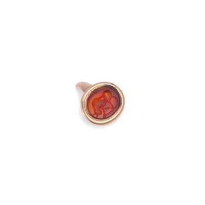 Lot 990 - A CARNELIAN INTAGLIO SEAL