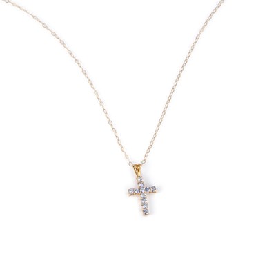 Lot 976 - A 9 CARAT GOLD TANZANITE CROSS PENDANT ON CHAIN