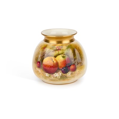 Lot 175 - A ROYAL WORCESTER FRUIT PAINTED VASE