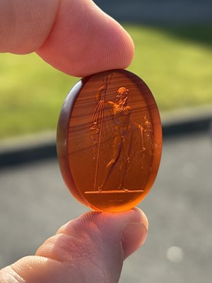 Lot 61 - A LARGE PASTE INTAGLIO AFTER THE ANTIQUE OF THE PRINCE STANISLAS PONIATOWSKI COLLECTION