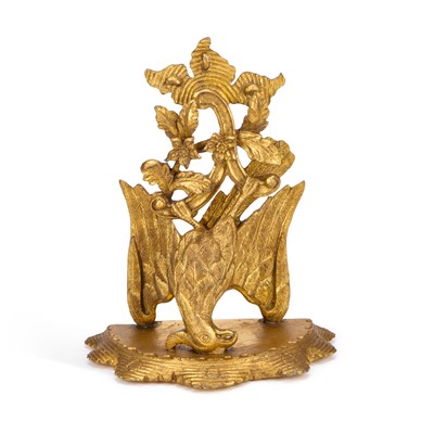 Lot 419 - A GEORGE III STYLE GILT WALL BRACKET