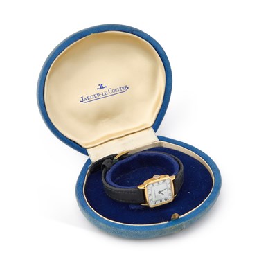 Lot 812 - A LADY'S 18CT GOLD JAEGER LE COULTRE STRAP WATCH